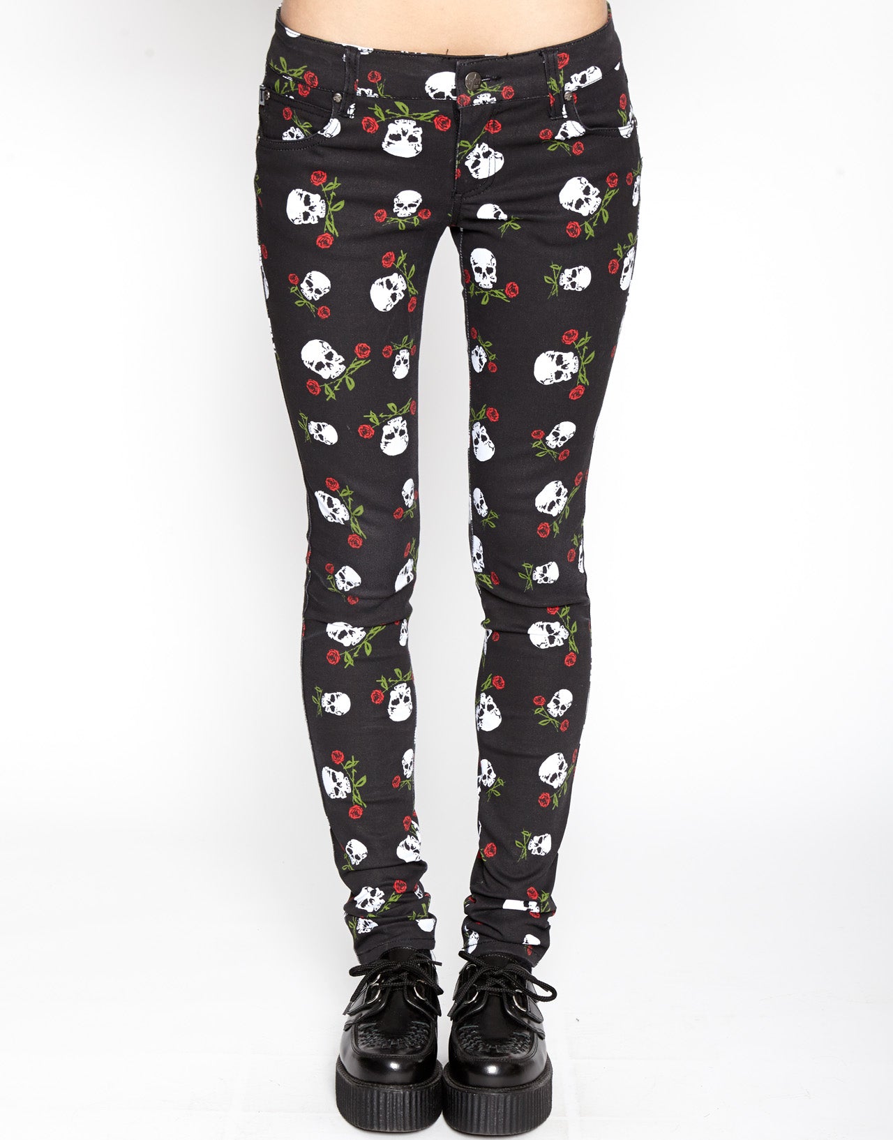 T-BACK JEAN SKULL AND ROSES